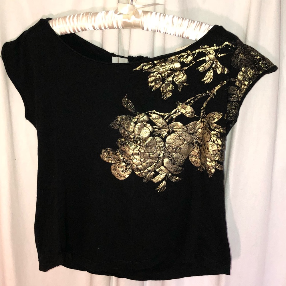 Chelsea & Violet Black Floral Top